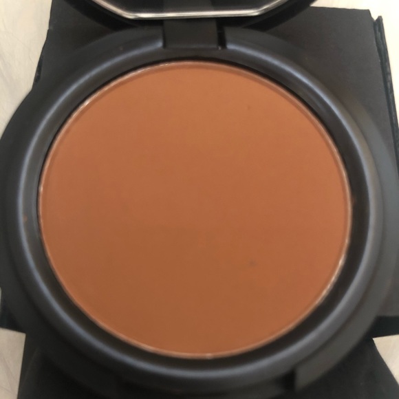 YC Collection Matte Bronzer - Picture 5 of 5